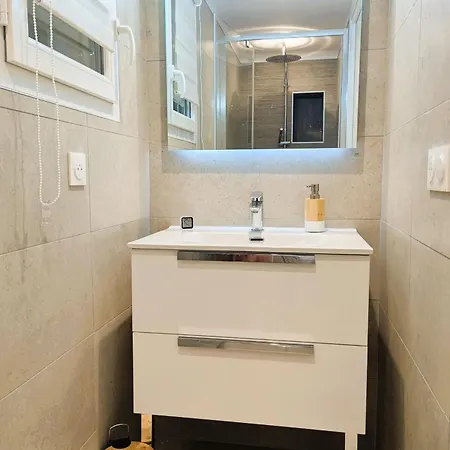 For 3 - Near Apartamento Carqueiranne