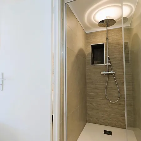 For 3 - Near Apartamento *